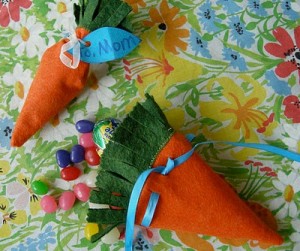 Carrot Treat Bags - one of 10 easy sew Easter project ideas